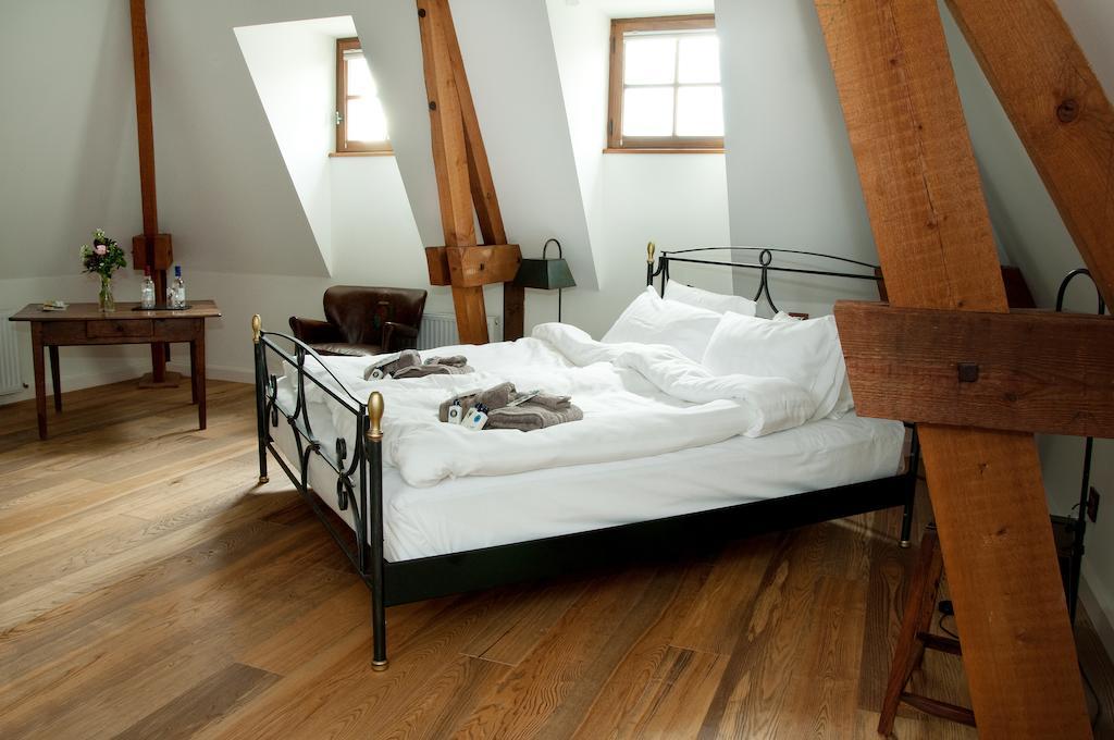 Domaine De La Fauconnie Campsegret Room photo